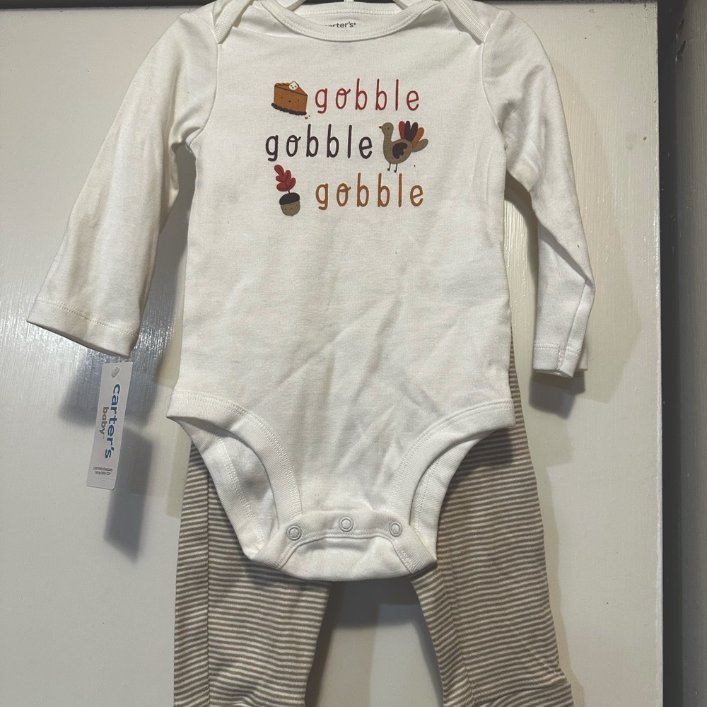 Carters Thanksgiving inside with leggings set